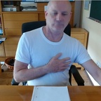 Docteur propose examen rectal