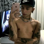 Jeune soumis / slave / dog cherchant domi / maitre pour m'utiliser ou me dresser