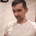 Maître sévère pour te punir